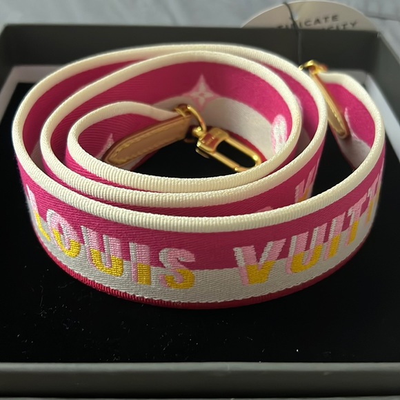 Louis Vuitton, Bags, New Louis Vuitton Jacquard Speedy Bandouliere 2 Shoulder  Strap Fuchsia